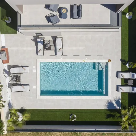 Vila Del Sol Near Fazana Valbandon